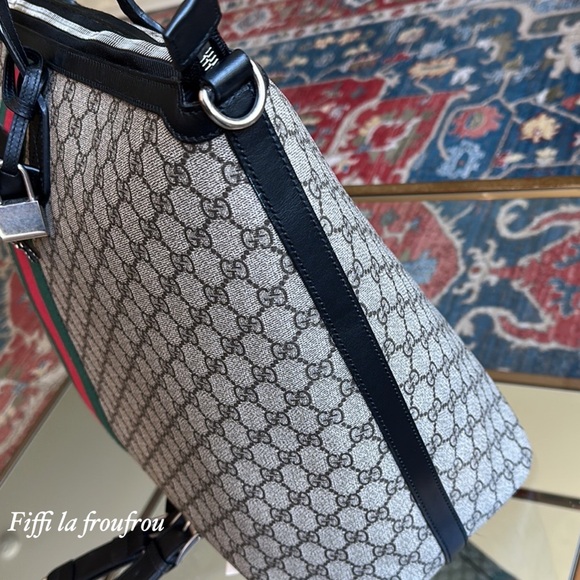Authentic Gucci XL bag - Picture 6 of 16